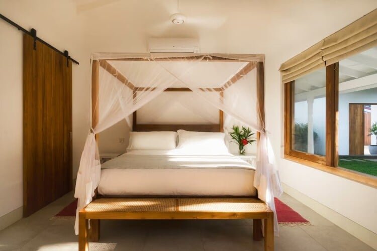 Tea Tree Surf Beachfront Villa Ahangama Kabalana Beach