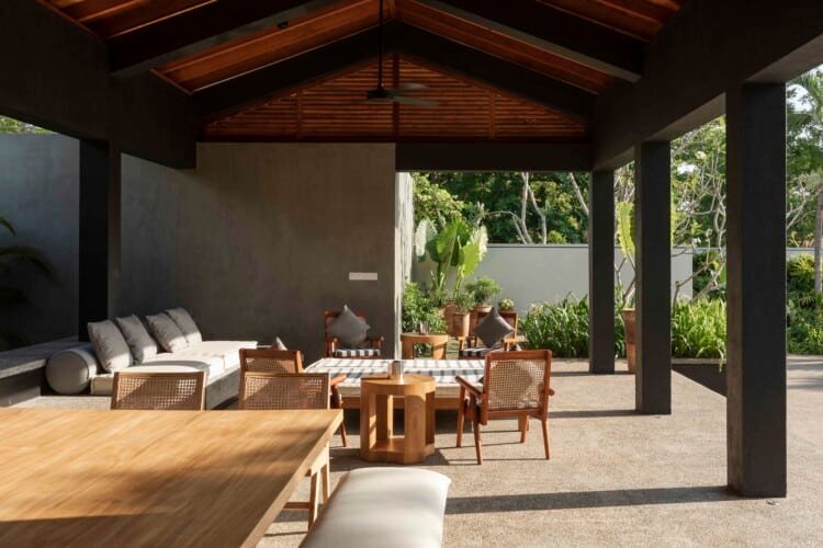 Top Notch Villas in Sri Lanka M Beach House Mawella Tangalle Beach Villa