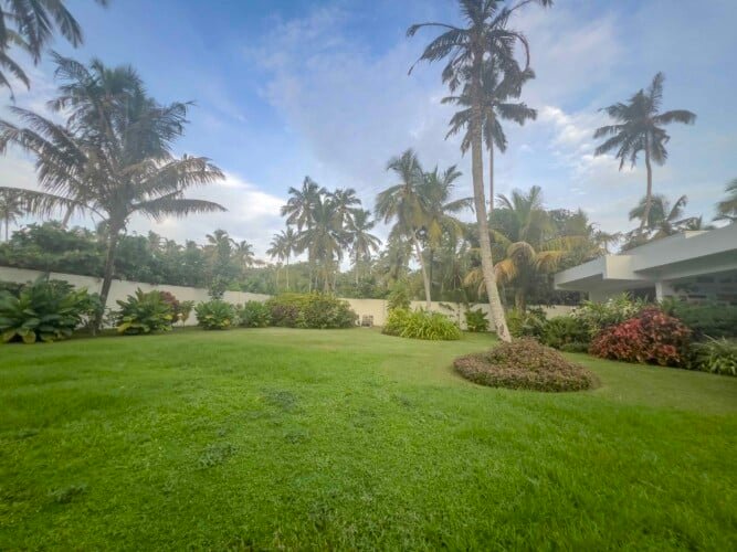 Private 3-bedroom villa with pool near Kabalana Beach