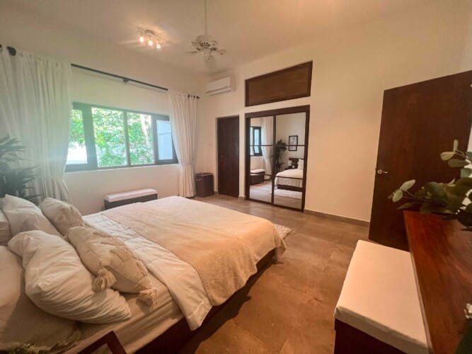 Private 3-bedroom villa with pool near Kabalana Beach